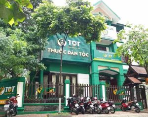 Trung tâm Thuốc dân tộc- đơn vị đi đầu trong khám chữa bệnh bằng y học cổ truyền